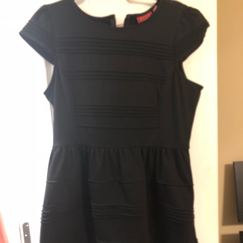 ELLE Black dress